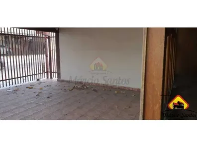 Sobrado com 4 Quartos para alugar, 140m² no Areão, Taubaté
