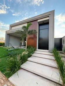Casa com 3 Quartos para alugar, 183m² no Vila Goulart III, Rondonópolis