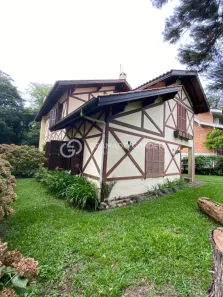 Casa com 3 Quartos à venda, 269m² no Ipê Amarelo, Gramado
