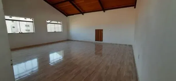 Casa com 4 Quartos para alugar, 272m² no Vila Bocaina, Mauá