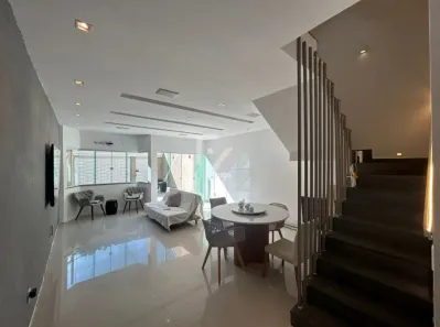 Casa de Condomínio com 3 Quartos à venda, 200m² no Jardim Sulacap, Rio de Janeiro