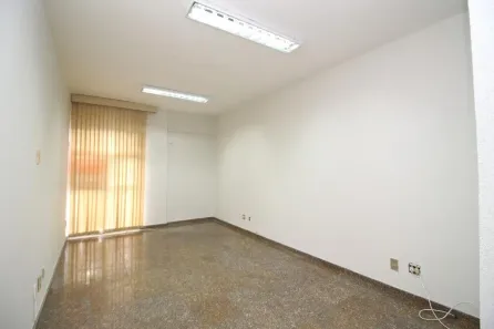 Sala Comercial à venda, 28m² no Funcionários, Belo Horizonte