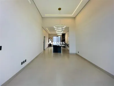 Casa com 3 Quartos à venda, 147m² no Jardim Europa, Uberlândia