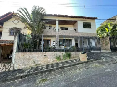 Casa com 5 Quartos à venda, 319m² no Lourdes, Juiz de Fora