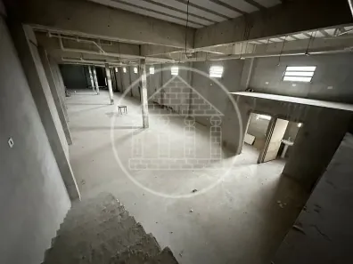 Galpão/Depósito/Armazém para alugar, 400m² no Jardim Belcito, São Paulo