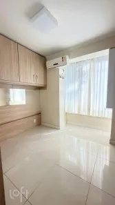 Apartamento com 2 Quartos à venda, 48m² no Menino Deus, Porto Alegre