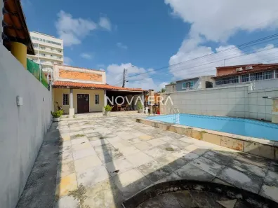 Casa com 3 Quartos para alugar, 280m² no Cambeba, Fortaleza
