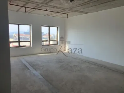 Sala Comercial para alugar, 34m² no Parque Residencial Aquarius, São José dos Campos