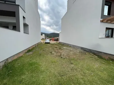 Lote/Terreno à venda, 150m² no Beira Rio, Biguaçu