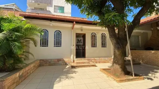 Imóvel Comercial com 3 Quartos à venda, 304m² no Barreiro, Belo Horizonte