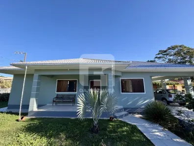 Casa com 3 Quartos à venda, 131m² no Campeche, Florianópolis