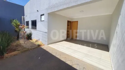 Casa com 2 Quartos à venda, 123m² no Santa Mônica, Uberlândia