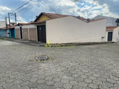 Casa com 5 Quartos à venda, 246m² no Santo Antônio, Lorena