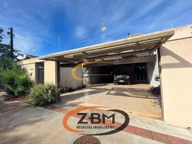 Casa com 4 Quartos à venda, 405m² no Quebec, Londrina