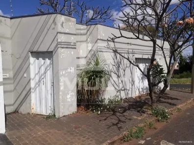 Casa com 2 Quartos à venda, 80m² no Vigilato Pereira, Uberlândia
