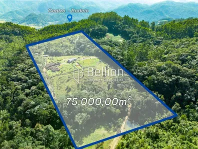 Fazenda/Sítio com 3 Quartos à venda, 200m² no Diamantina, Rodeio