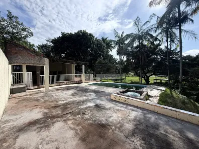 Fazenda/Sítio com 7 Quartos à venda, 750m² no Chácaras Cambé Londrina, Cambé