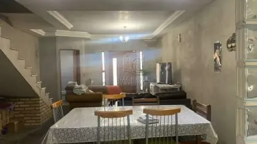 Sobrado com 3 Quartos à venda, 240m² no Vila Lucinda, Santo André