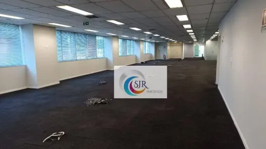 Sala Comercial para alugar, 598m² no Vila Cordeiro, São Paulo