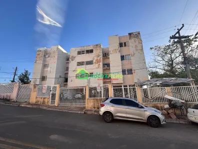 Apartamento com 3 Quartos para alugar, 82m² no Ilhotas, Teresina