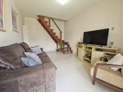 Casa com 4 Quartos à venda, 203m² no Serraria, São José