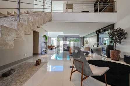 Casa de Condomínio com 3 Quartos à venda, 360m² no Tamboré, Santana de Parnaíba