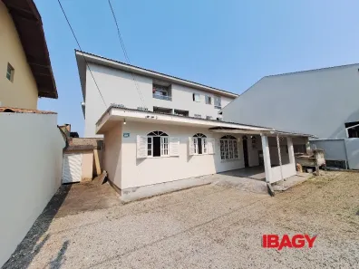Casa com 2 Quartos para alugar, 59m² no Ingleses do Rio Vermelho, Florianópolis