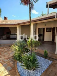 Casa com 3 Quartos para alugar, 295m² no Dois Córregos, Piracicaba