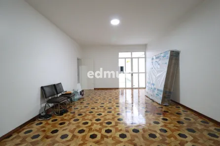 Casa com 3 Quartos para alugar, 275m² no Vila Assunção, Santo André
