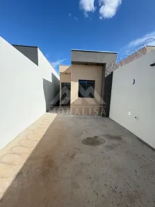 Casa com 2 Quartos à venda, 40m² no Delfino Magalhães, Montes Claros