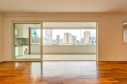 Apartamento com 3 Quartos para alugar, 151m² no Itaim Bibi, São Paulo