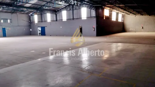 Galpão/Depósito/Armazém para alugar, 1000m² no Centro, Extrema