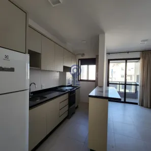 Apartamento com 2 Quartos para alugar, 75m² no Carvoeira, Florianópolis