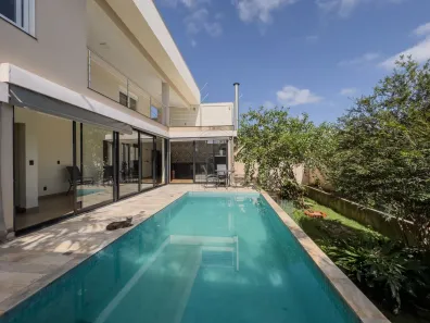 Casa com 3 Quartos à venda, 546m² no Parque Residencial Alcântara, Londrina