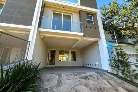 Casa com 3 Quartos à venda, 195m² no Jardim Itu, Porto Alegre