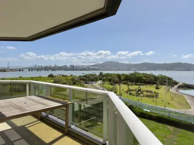Apartamento com 4 Quartos à venda, 300m² no Coqueiros, Florianópolis