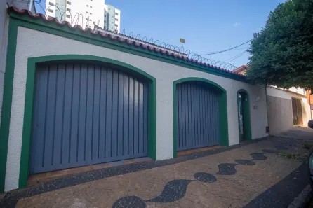 Casa com 4 Quartos à venda, 430m² no Centro, Piracicaba
