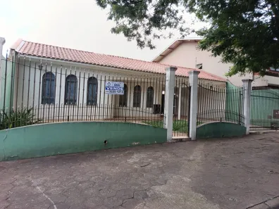 Casa com 3 Quartos à venda, 235m² no Zona 05, Maringá