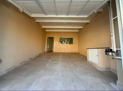Casa com 3 Quartos para alugar, 120m² no Vila Jones, Americana
