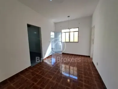 Casa com 2 Quartos à venda, 77m² no Irajá, Rio de Janeiro