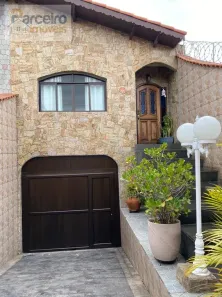 Casa com 3 Quartos à venda, 236m² no Vila Franci, São Paulo