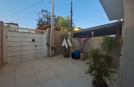 Sobrado com 3 Quartos à venda, 134m² no Embaré, Santos