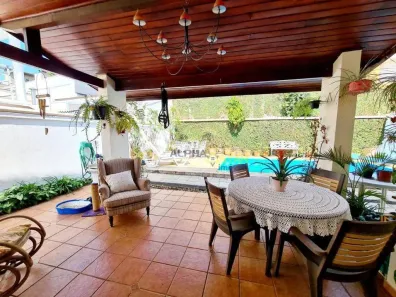 Casa de Condomínio com 4 Quartos à venda, 298m² no Alphaville, Santana de Parnaíba