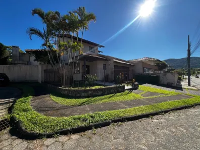 Casa com 4 Quartos à venda, 297m² no Córrego Grande, Florianópolis