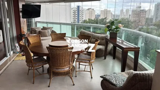 Apartamento com 4 Quartos à venda, 204m² no Vila Sofia, São Paulo