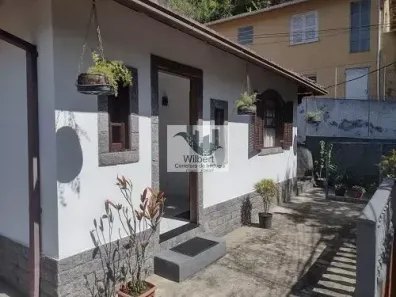 Casa com 3 Quartos à venda, 80m² no Mosela, Petrópolis