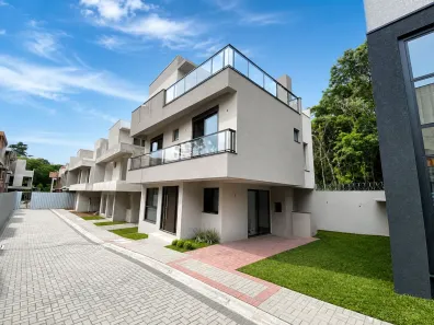 Casa de Condomínio com 3 Quartos à venda, 142m² no Santa Felicidade, Curitiba