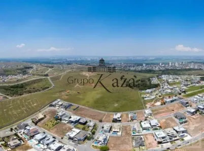 à venda, 330m² no Urbanova, São José dos Campos