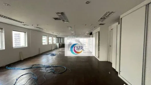 Sala Comercial para alugar, 228m² no Vila Olímpia, São Paulo
