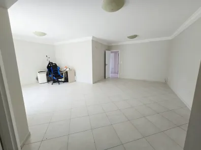 Apartamento com 4 Quartos à venda, 147m² no Osvaldo Rezende, Uberlândia